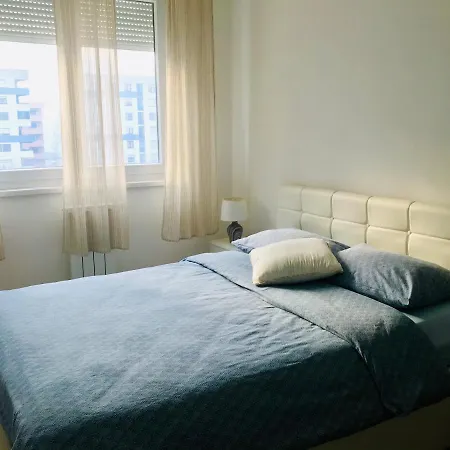 Apartment Kocka *